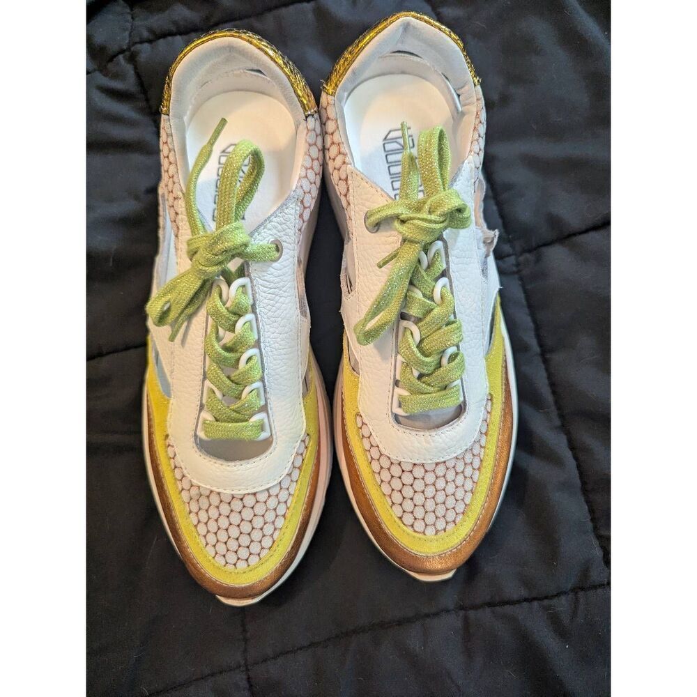 Vaddia Women’s Size 10 White Multi Athletic Sneakers Shoes nwob